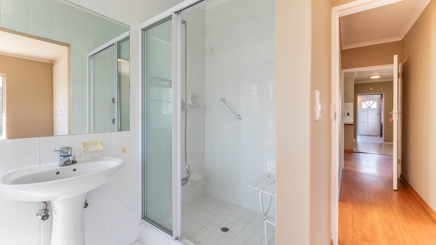 2 Bedroom Property for Sale in Parklands Western Cape